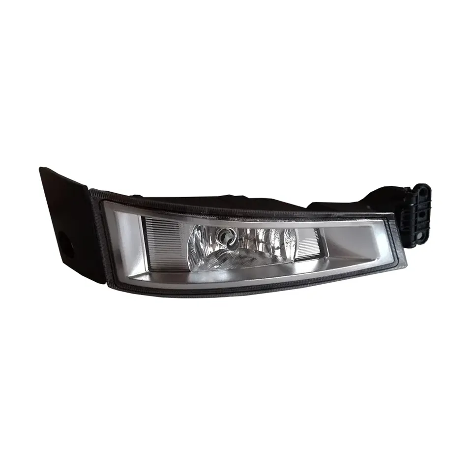 Volvo FOG LAMP RH 21221151